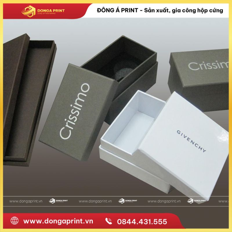 In hộp cứng đựng quần áo 