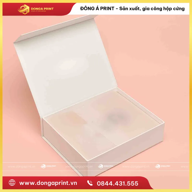 in hộp giấy đựng quần áo