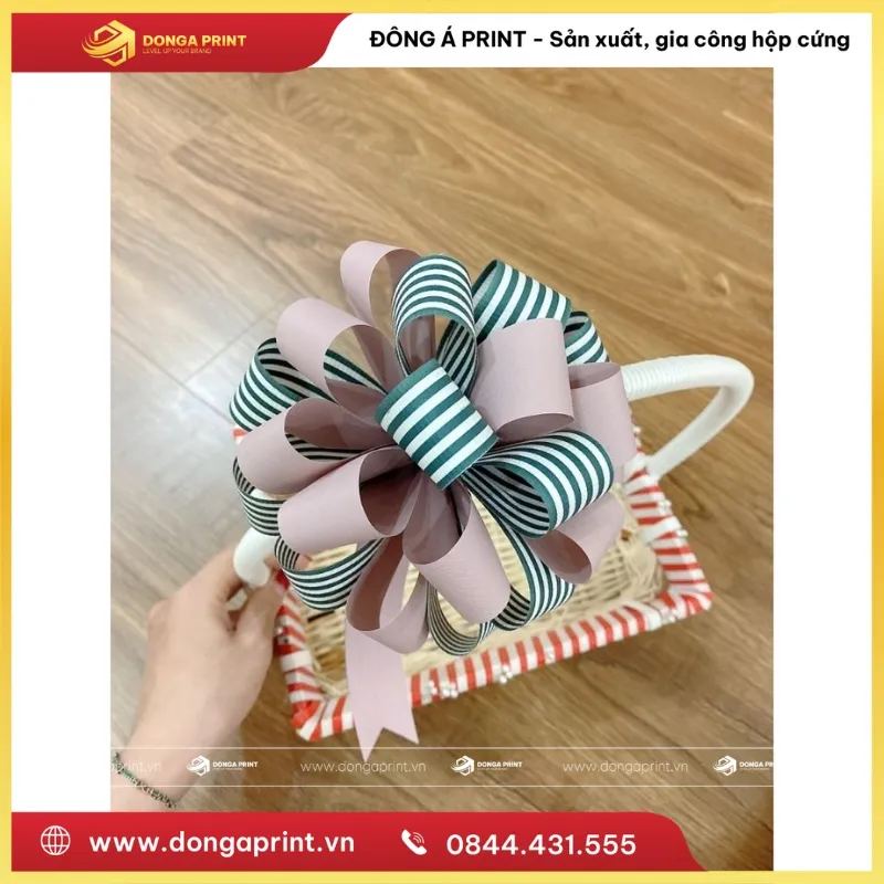 cách thắt nơ hộp quà Tết