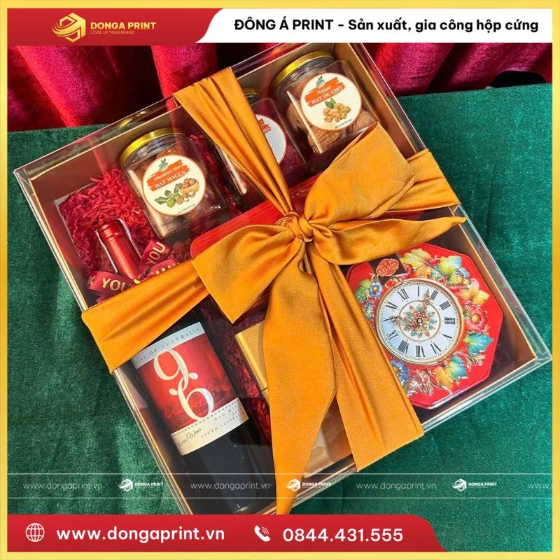 hộp quà Tết màu đỏ