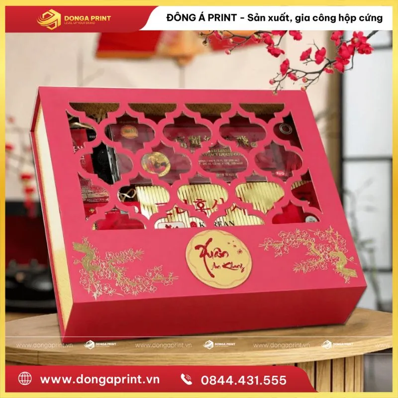 hộp quà Tết màu đỏ
