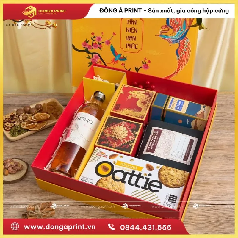 hộp quà Tết màu đỏ