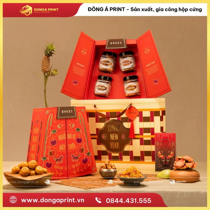 hộp quà Tết màu đỏ