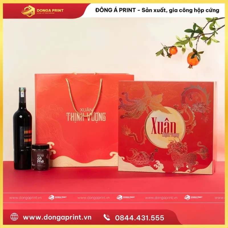 In túi giấy đựng quà Tết