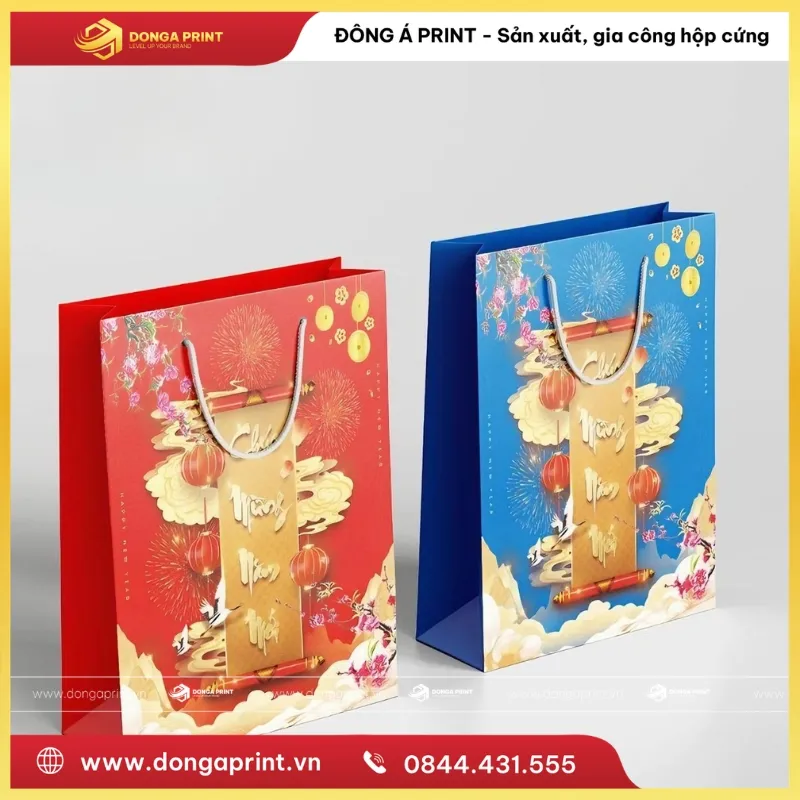 In túi giấy đựng quà Tết
